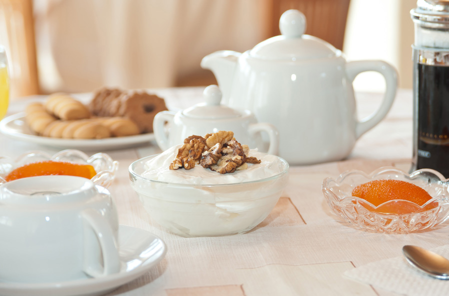 BREAKFAST